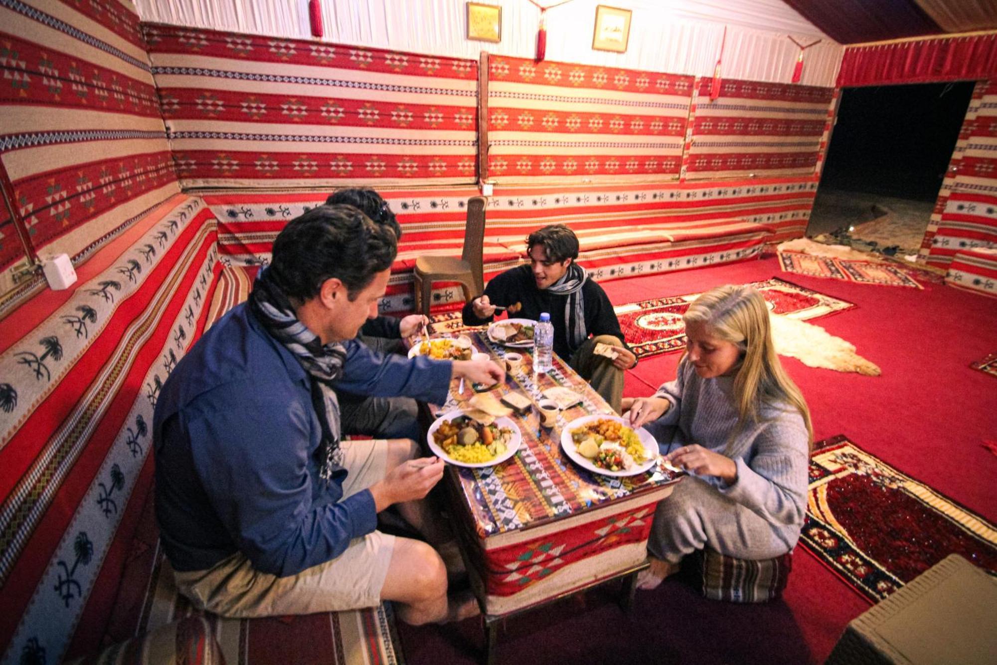 Magic Bedouin Star Hotel Wadi Rum Ngoại thất bức ảnh