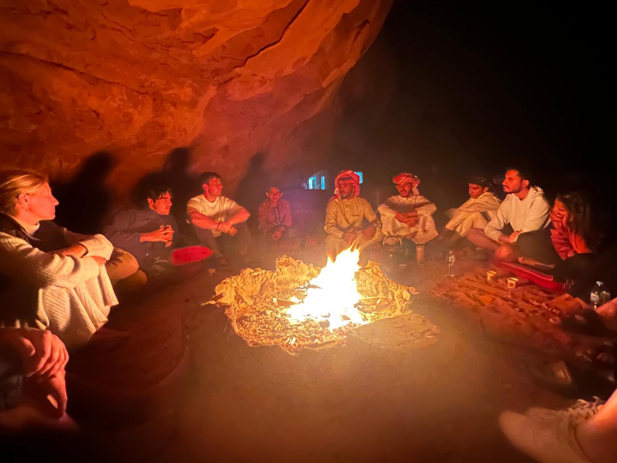 Magic Bedouin Star Hotel Wadi Rum Ngoại thất bức ảnh