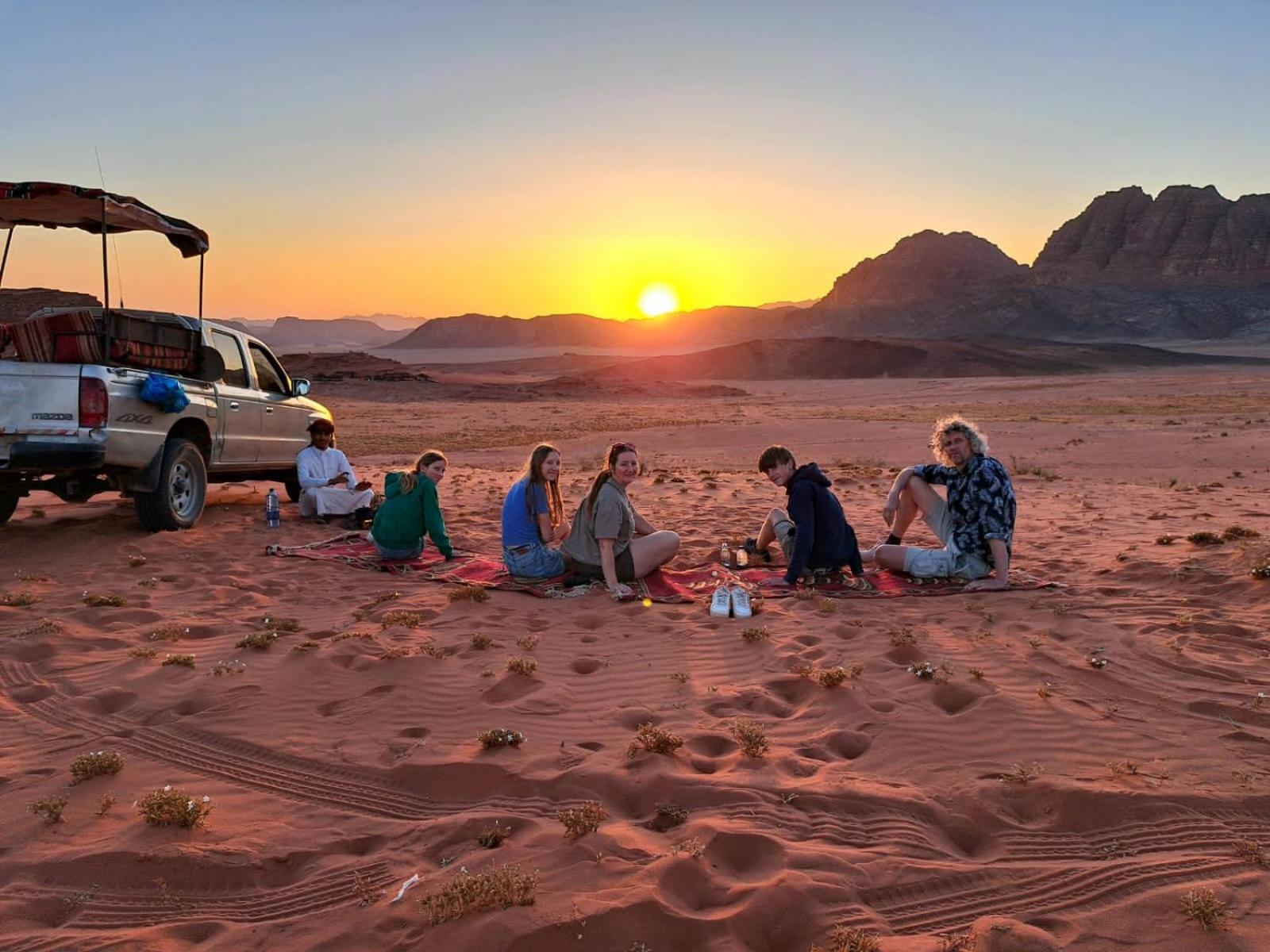 Magic Bedouin Star Hotel Wadi Rum Ngoại thất bức ảnh