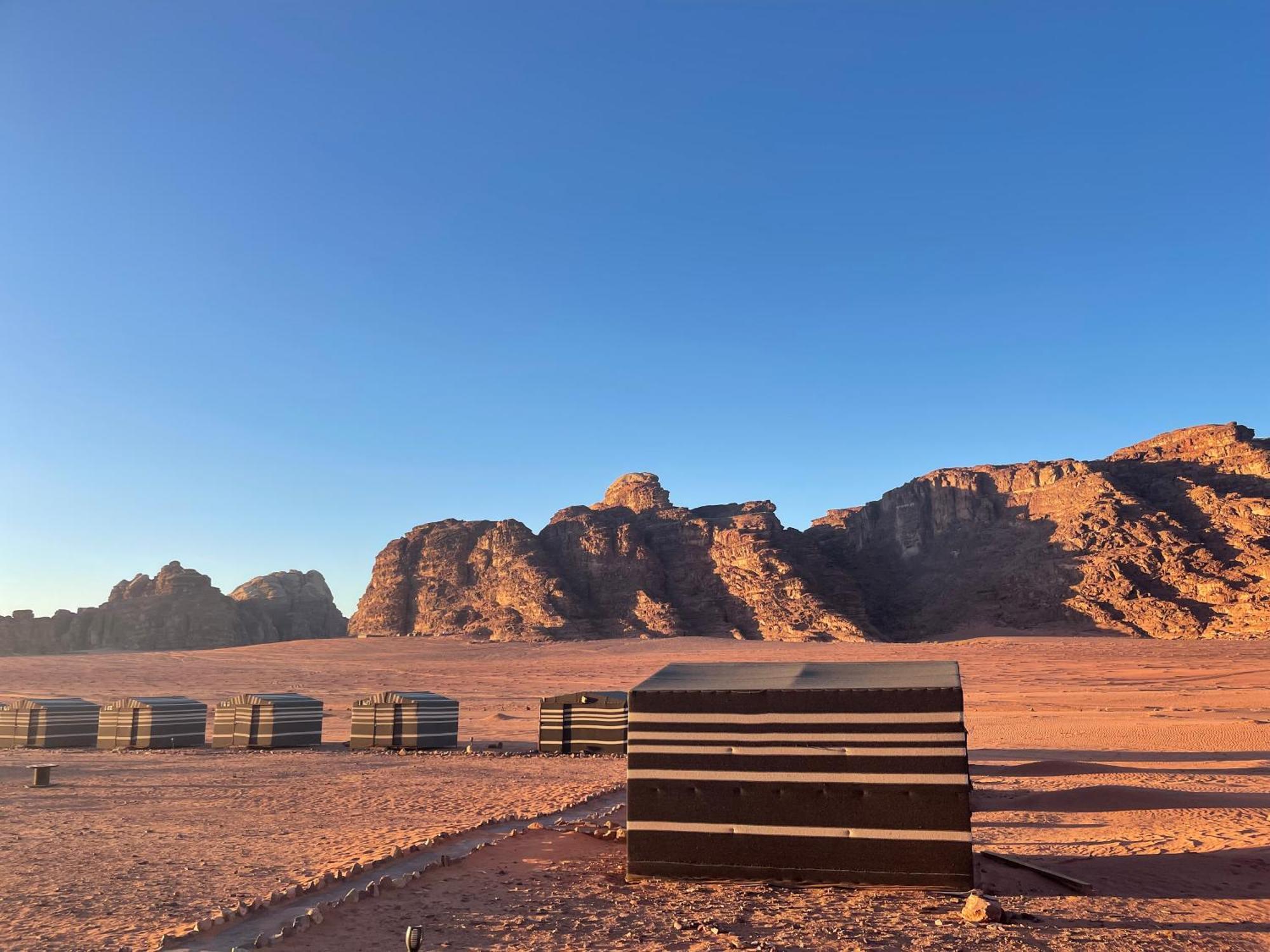 Magic Bedouin Star Hotel Wadi Rum Ngoại thất bức ảnh