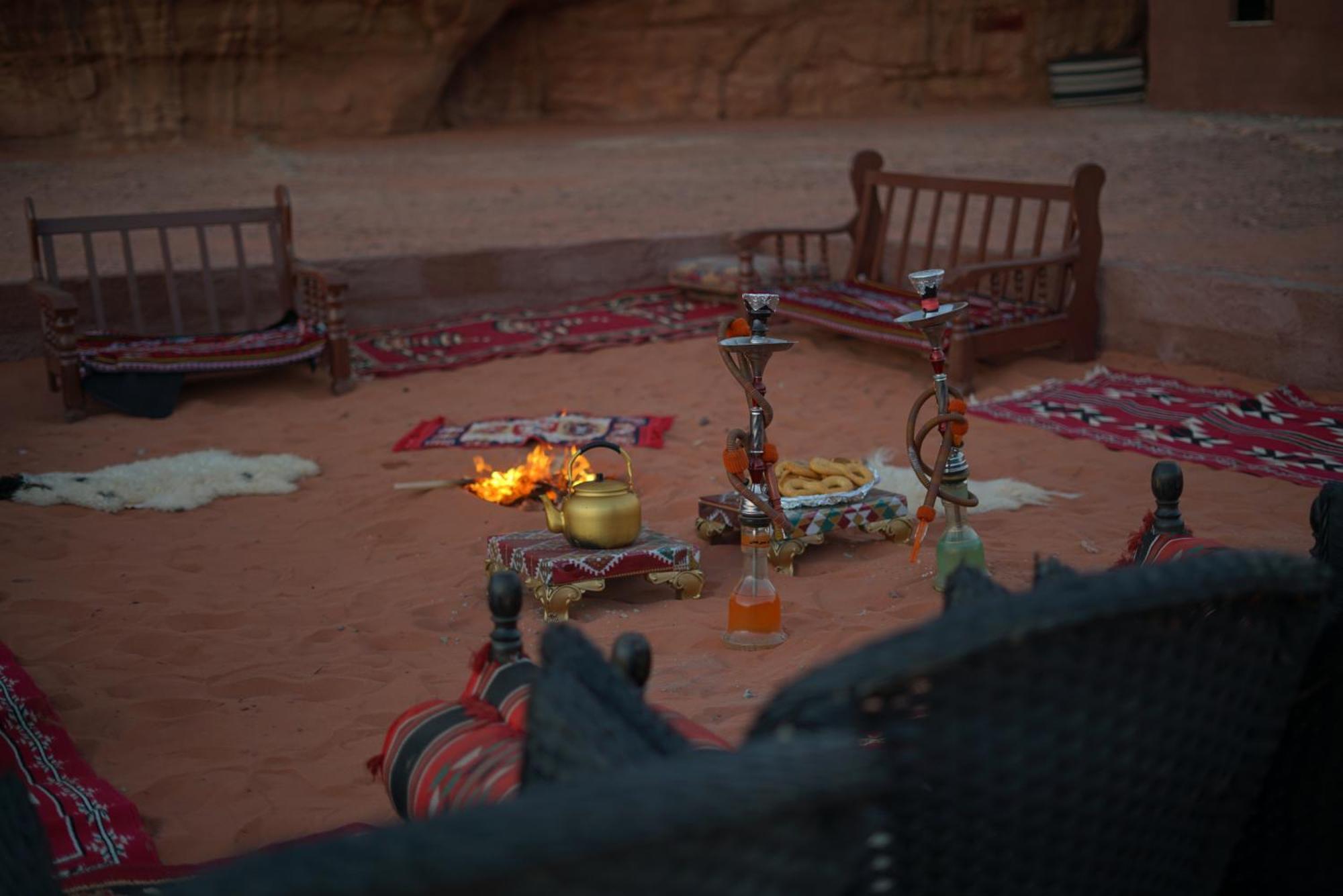 Magic Bedouin Star Hotel Wadi Rum Ngoại thất bức ảnh