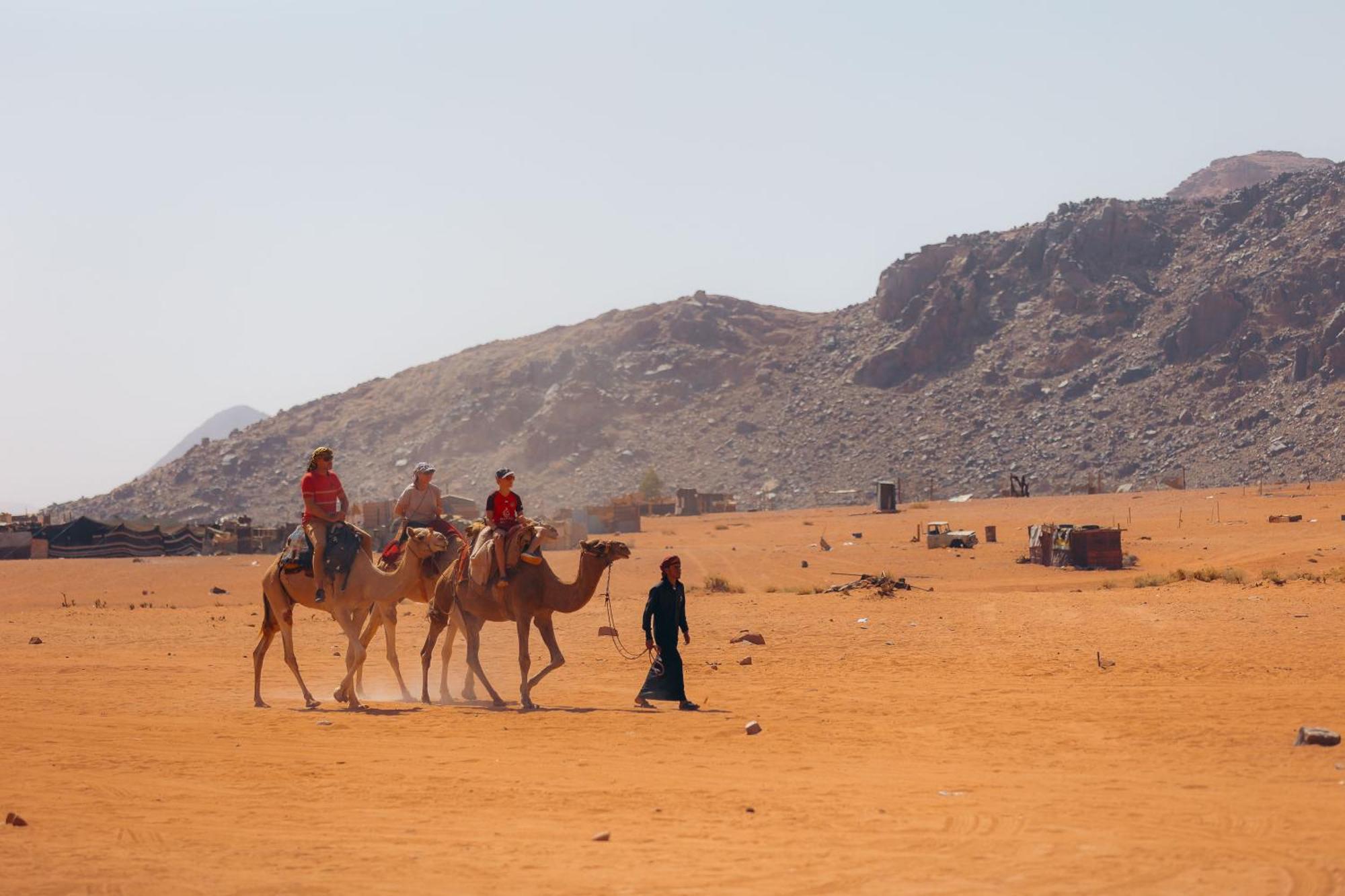 Magic Bedouin Star Hotel Wadi Rum Ngoại thất bức ảnh