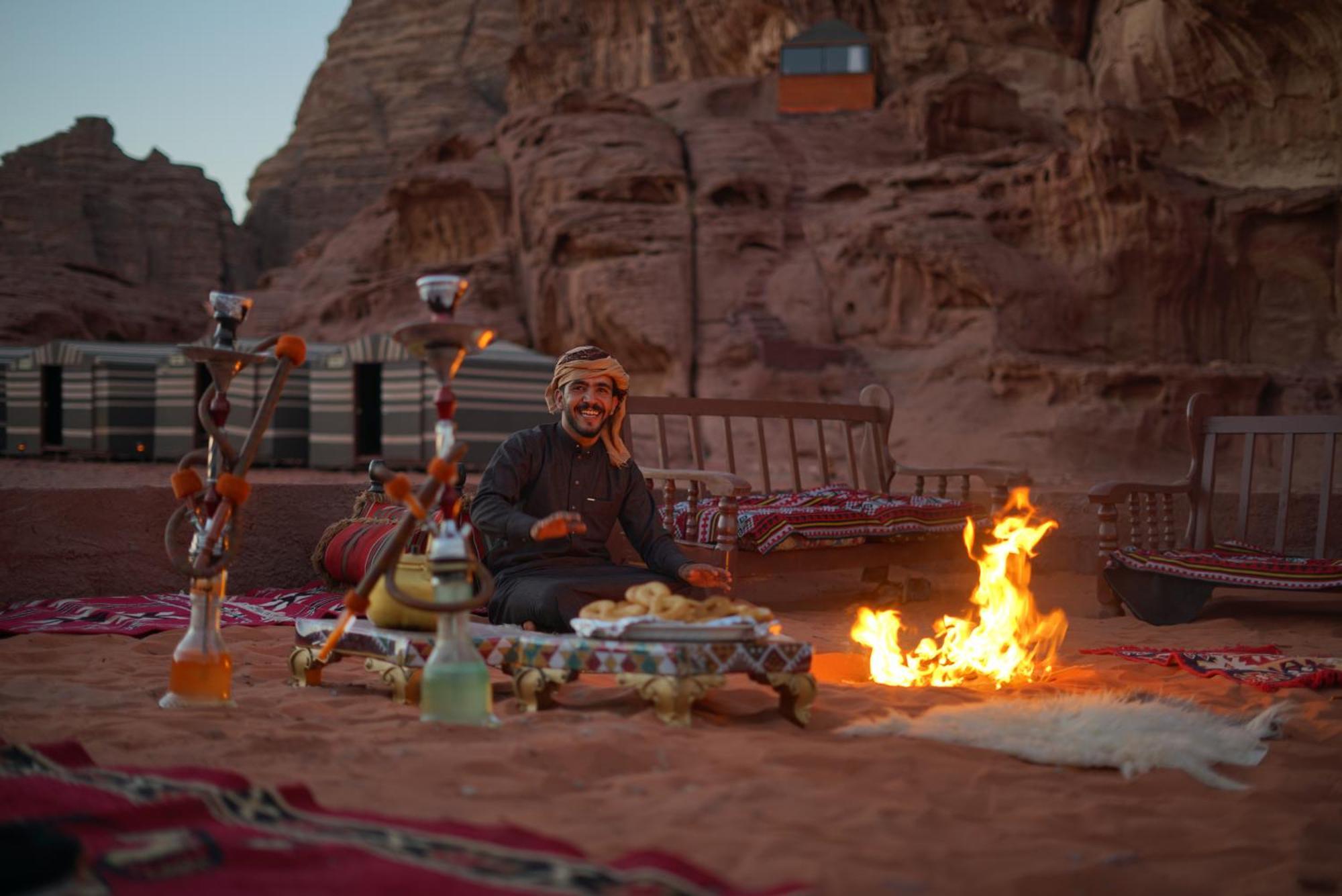 Magic Bedouin Star Hotel Wadi Rum Ngoại thất bức ảnh